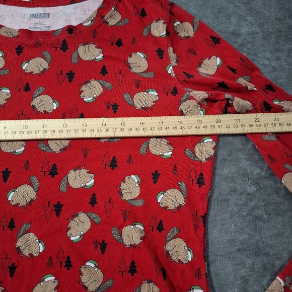 Duluth Trading Co Red Pajama Set with Floral Print - Picture 8 of 16